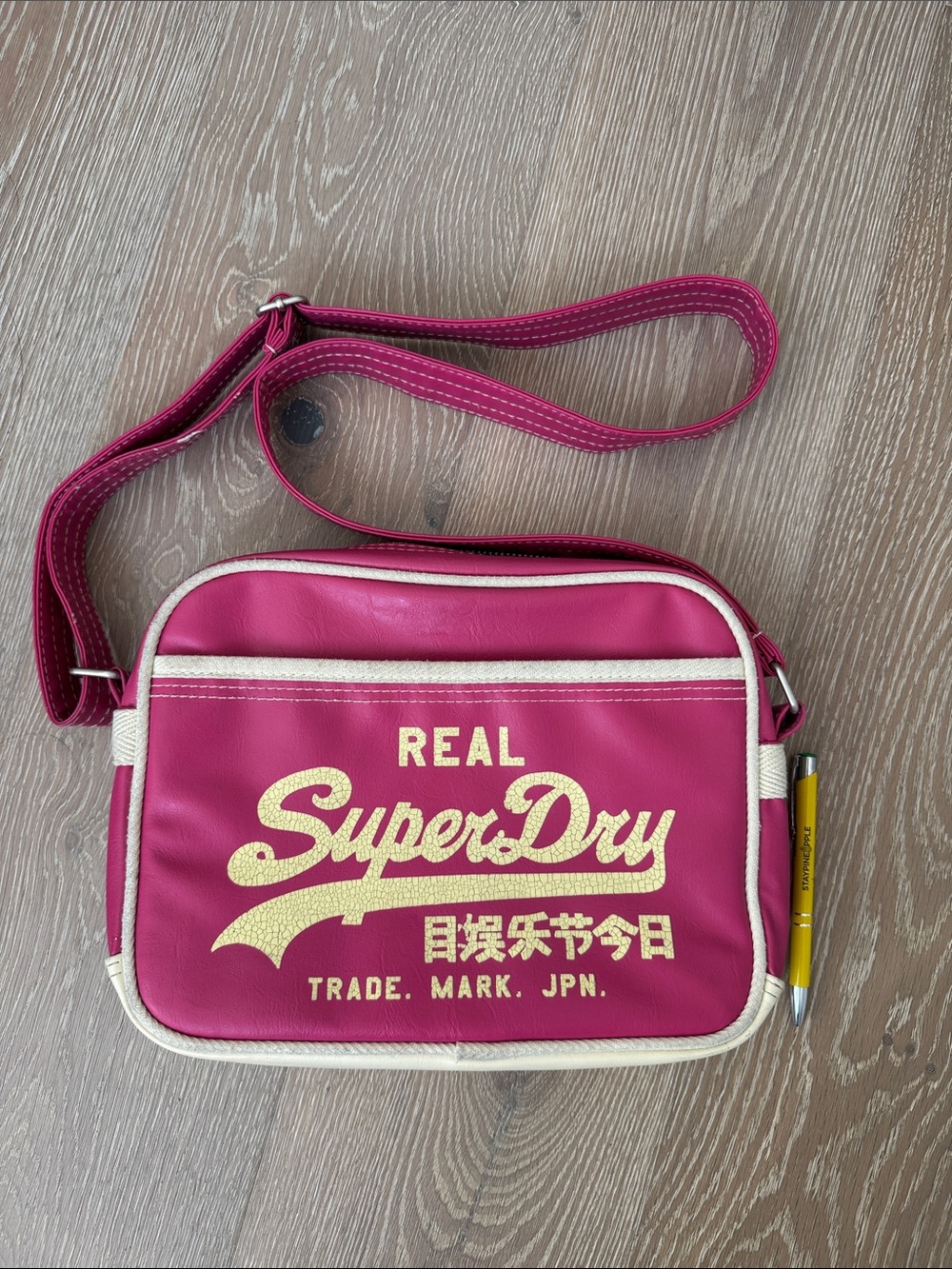 Vintage Superdry “Real Superdry Japan” Messenger Bag – Y2K Streetwear Crossbody